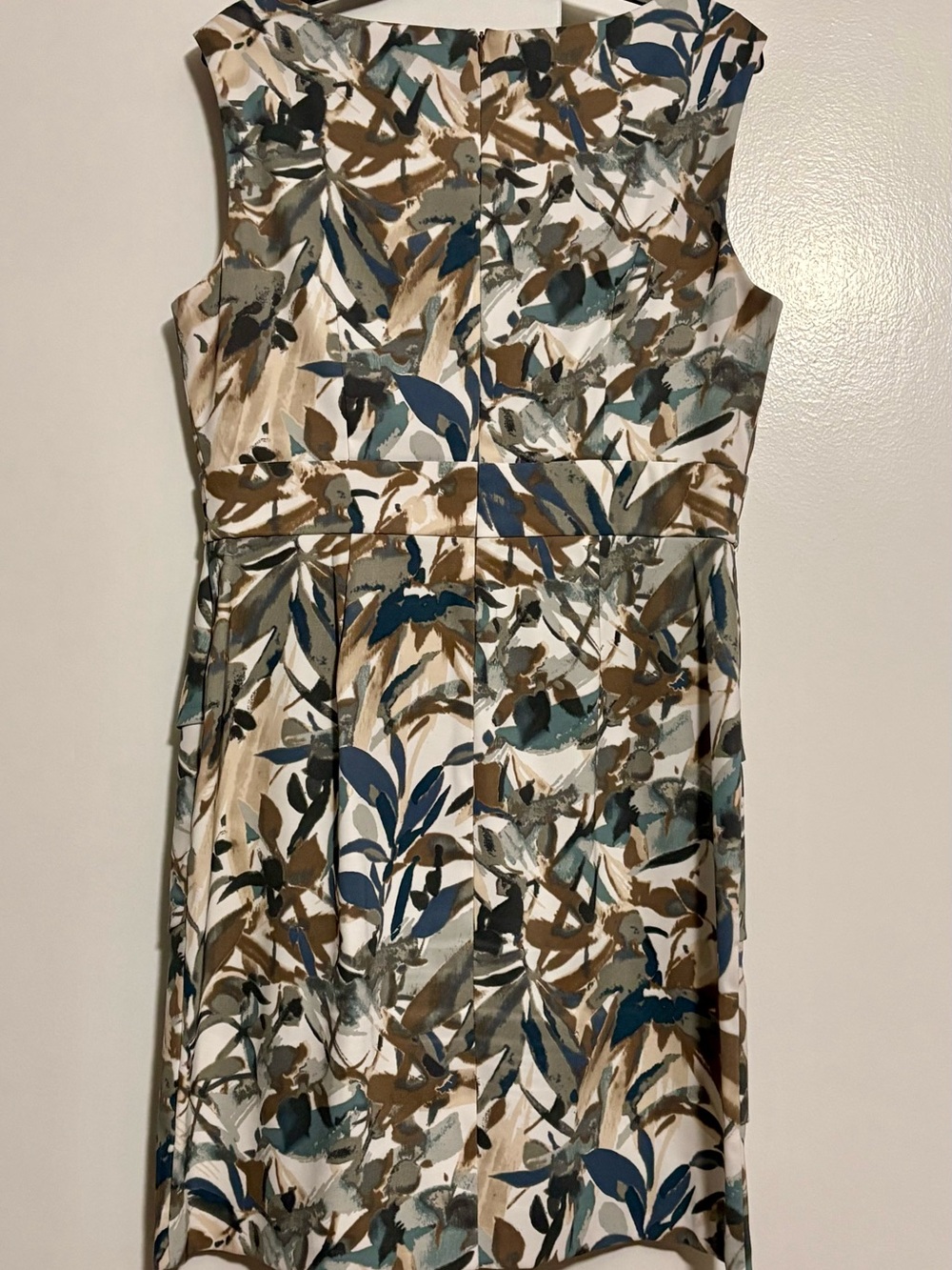 connected apparel Sleeveless Midi Dress in White, Blue & Brown